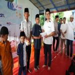 GM Kilang Pertamina Dumai Salurkan Bantuan Sosial di Tiga Wilayah Operasional