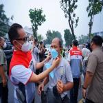 Pertamina Patra Niaga Regional Sumbagut Bagikan 2.200 Masker, Dukung Kesehatan Masyarakat di Tengah Kabut Asap Medan
